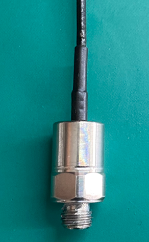 電荷傳感器